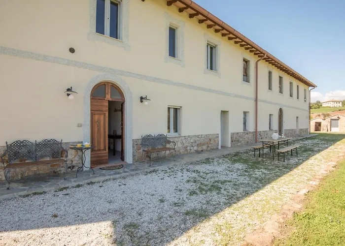 Pietratonda 9 Paganico (Grosseto)